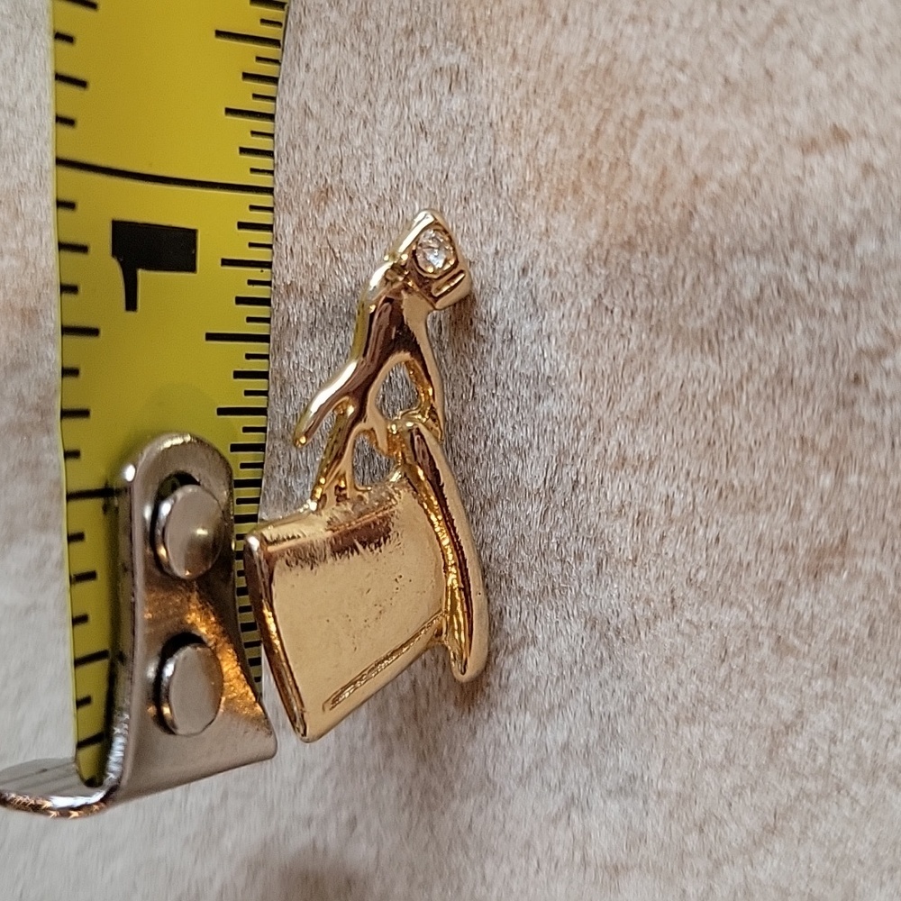Vintage top hat lapel pin - Picture 3 of 3
